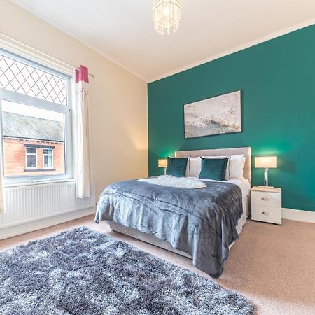 *King Bed* Luxury City Centre House Barrow-in-Furness Ngoại thất bức ảnh