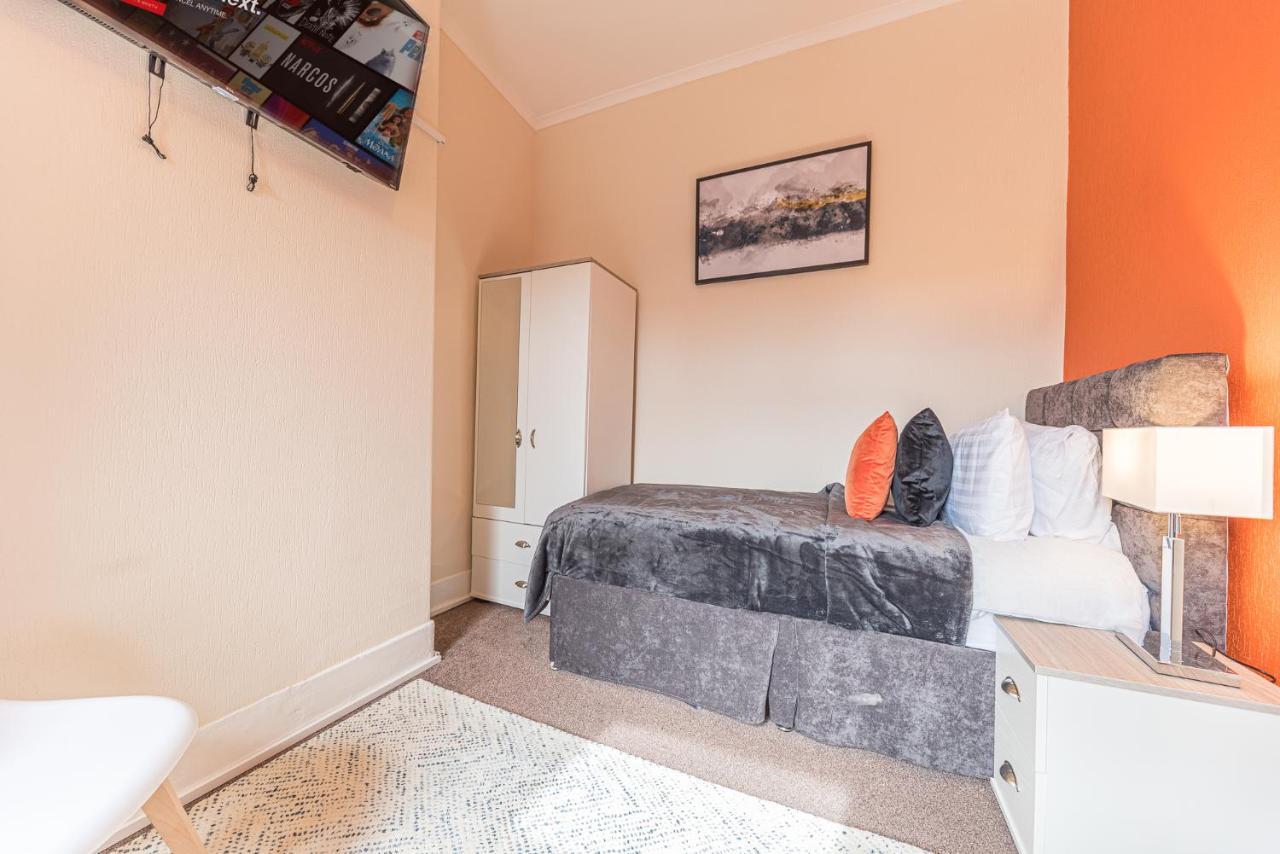 *King Bed* Luxury City Centre House Barrow-in-Furness Ngoại thất bức ảnh
