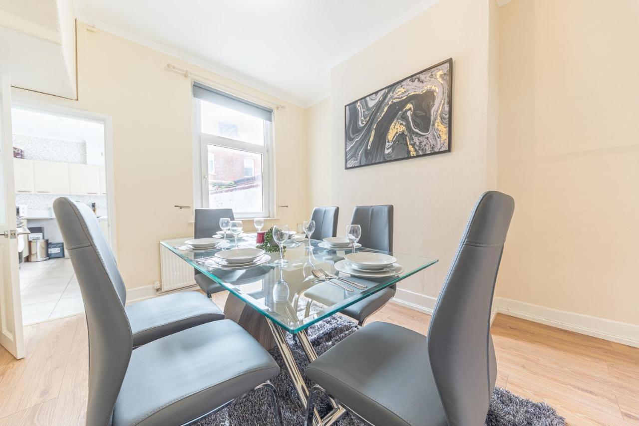 *King Bed* Luxury City Centre House Barrow-in-Furness Ngoại thất bức ảnh